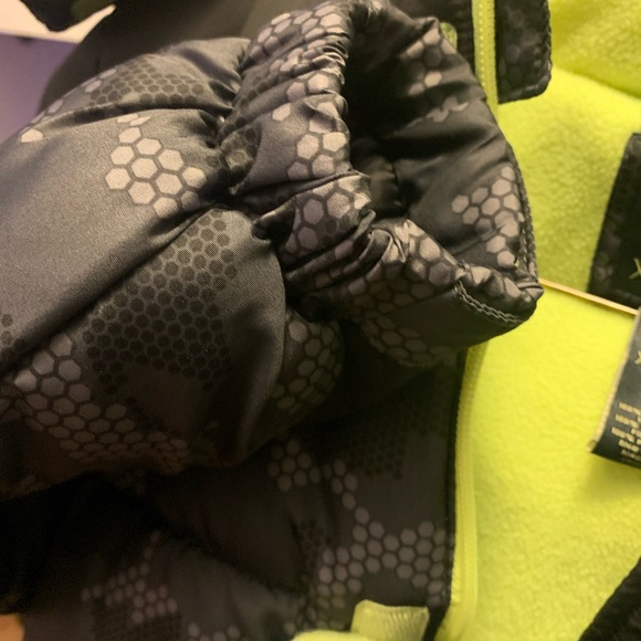 Xersion Boys Camo Puff Coat 8📘 - Picture 3 of 6